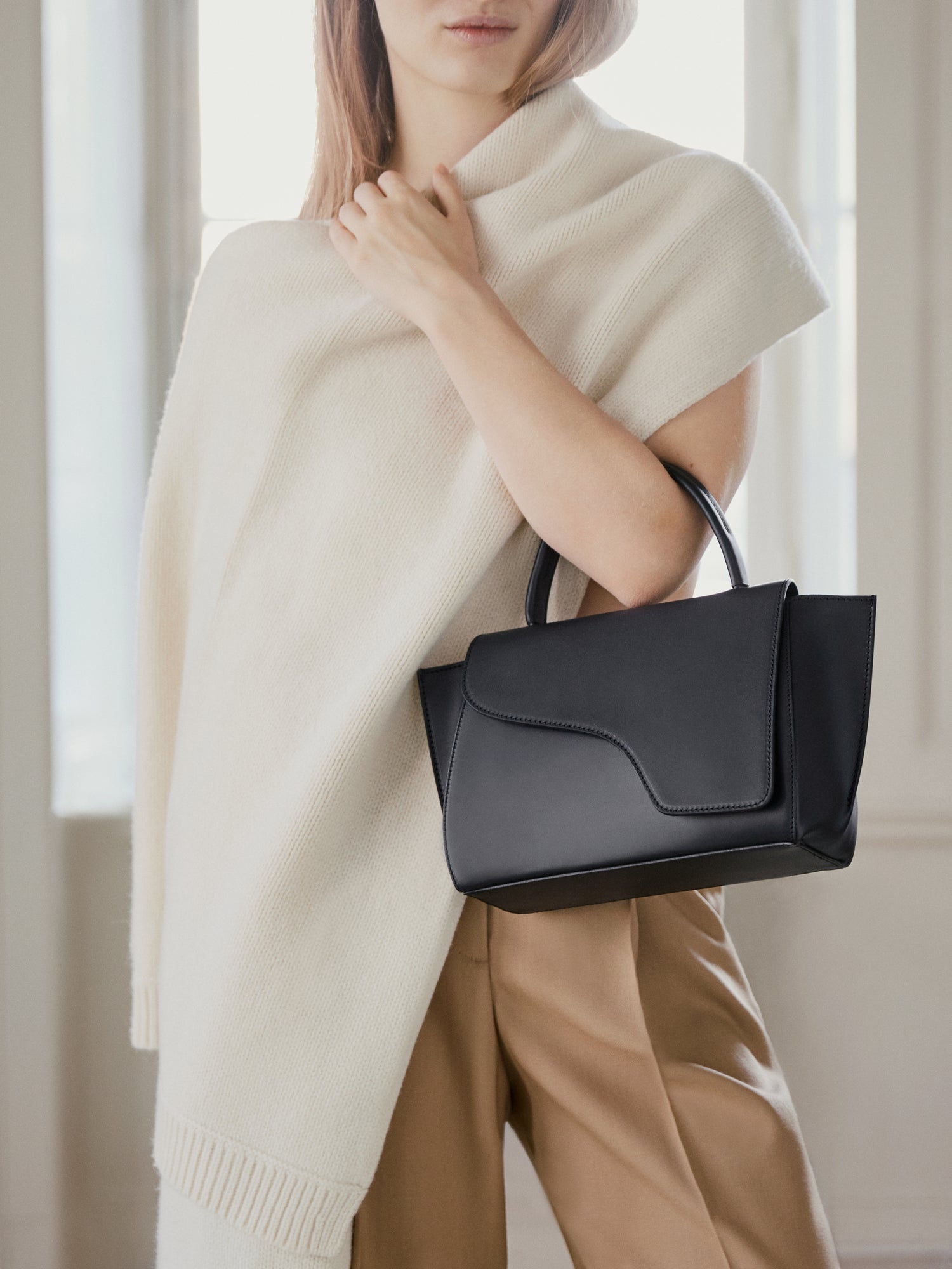 Arezzo Black Leather Handbag